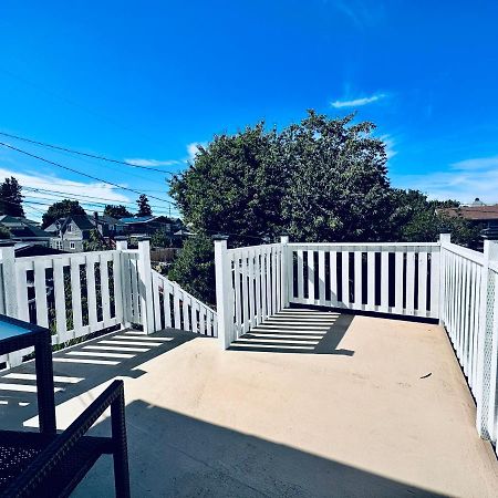 Tacoma 2 Bedrooms 1 Baths Sleep 5 With Compact Kitchen Esterno foto