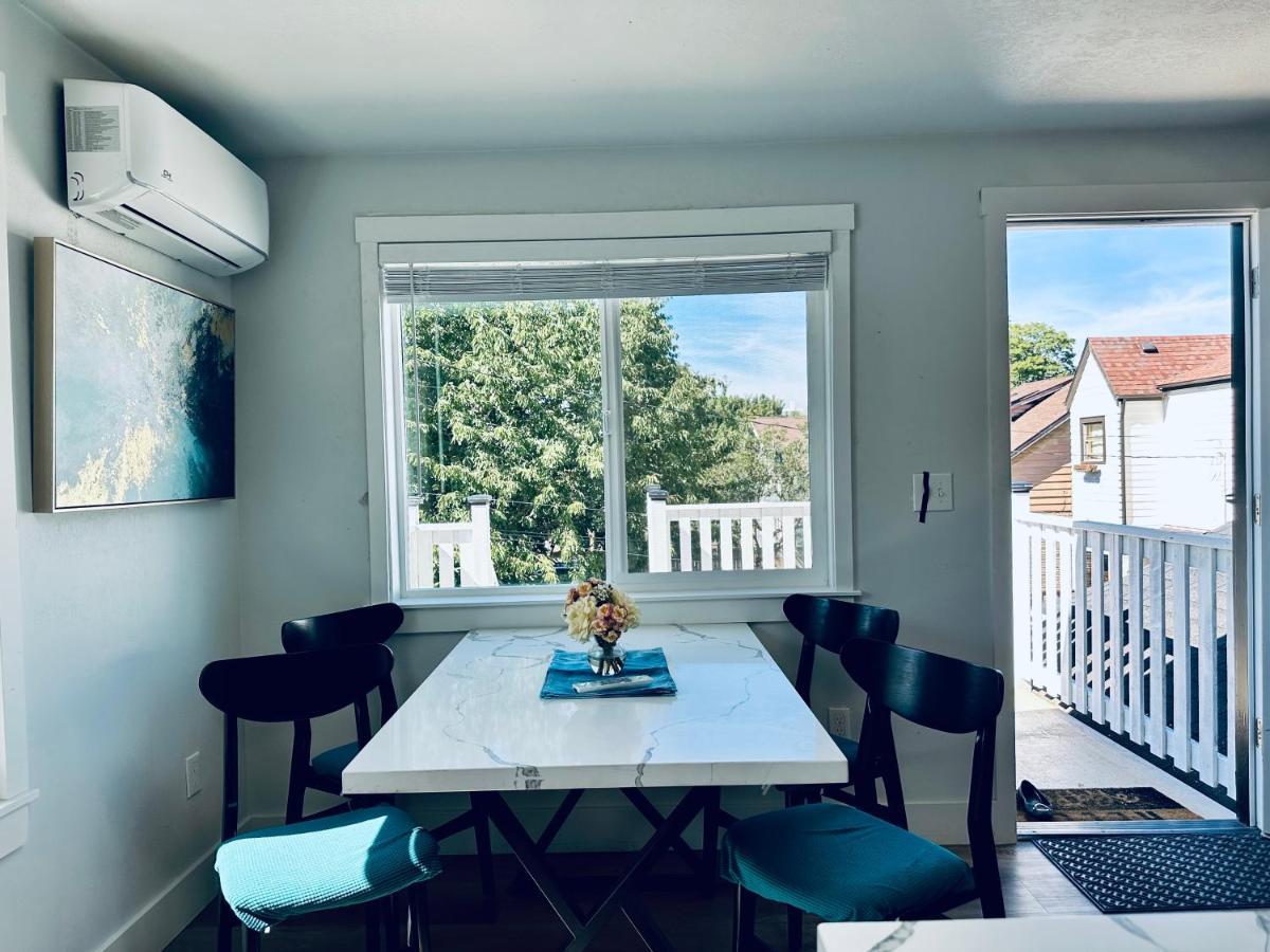 Tacoma 2 Bedrooms 1 Baths Sleep 5 With Compact Kitchen Esterno foto